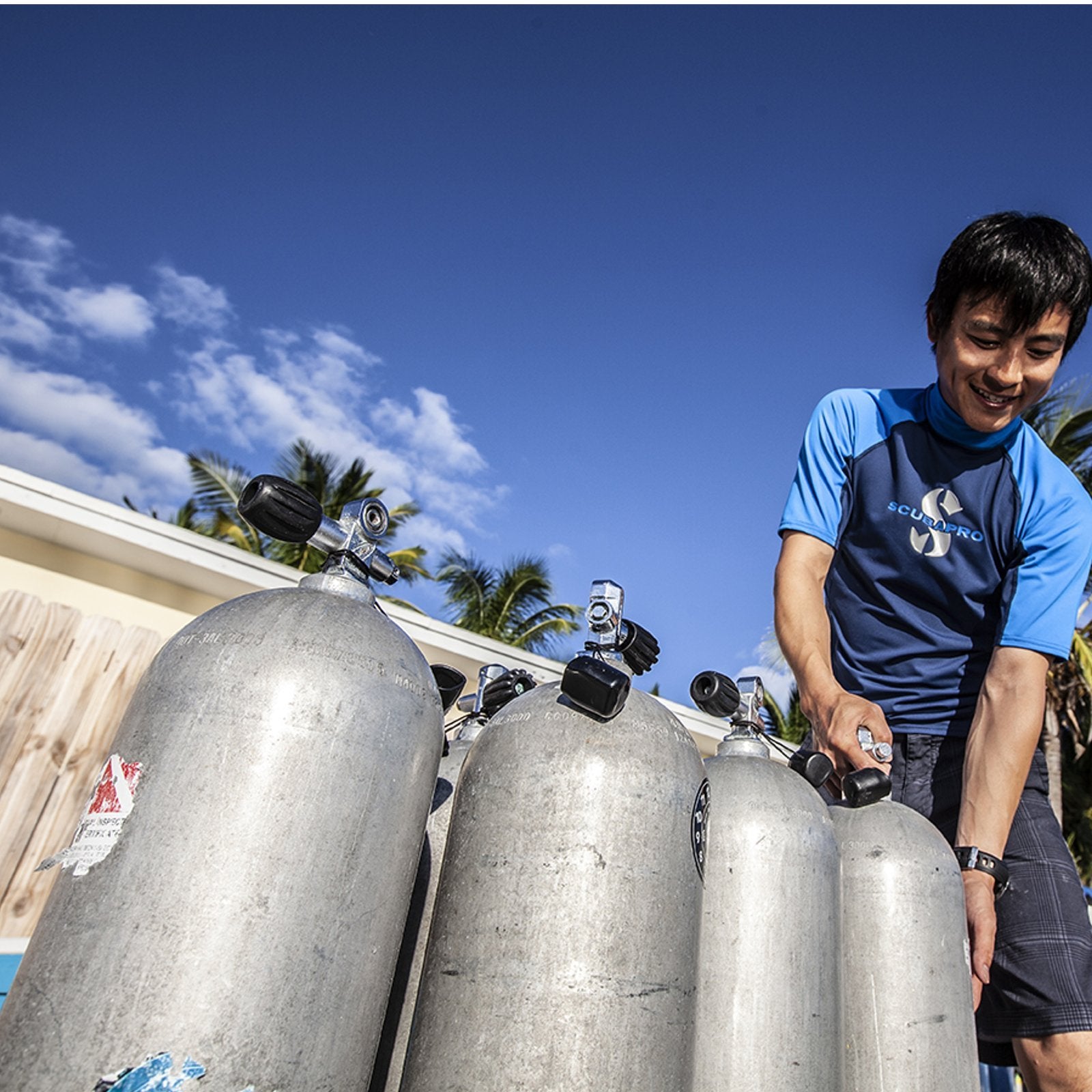 Flaschen & Ventile | Tauchen-Online-Shop von TAUCHEN-HAMBURG